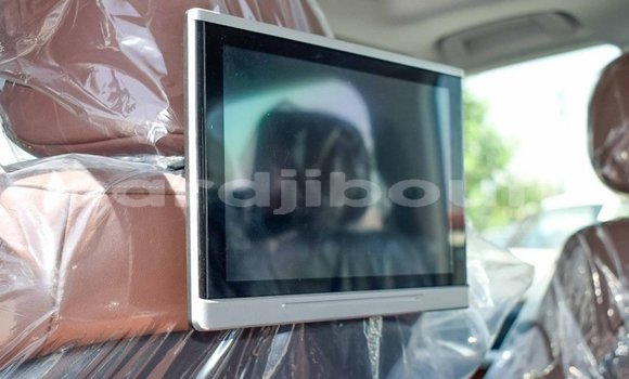 Acheter Neuf Voiture Toyota Land Cruiser Noir à Alaili Dadda, Obock Acheter Neuf Voiture Toyota Land Cruiser Noir à Alaili Dadda, Obock