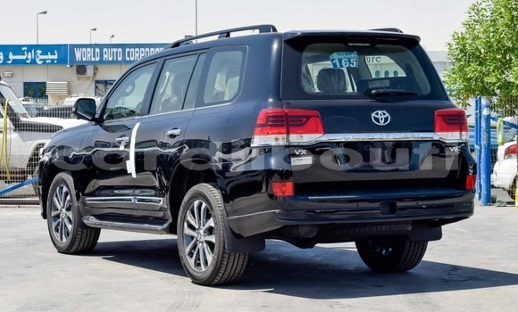 Acheter Neuf Voiture Toyota Land Cruiser Noir à Alaili Dadda, Obock Acheter Neuf Voiture Toyota Land Cruiser Noir à Alaili Dadda, Obock