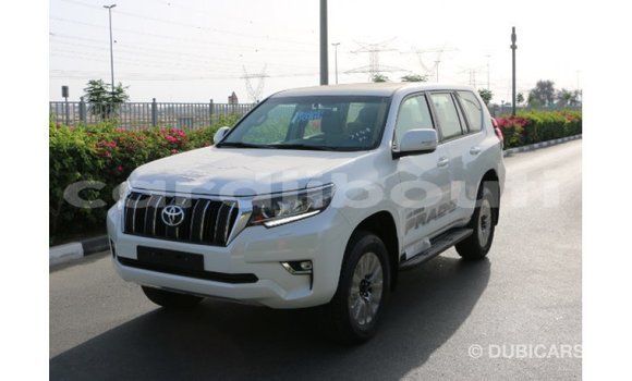 Buy Import Toyota Prado White Car in Import - Dubai in Ali Sabieh Region Buy Import Toyota Prado White Car in Import - Dubai in Ali Sabieh Region