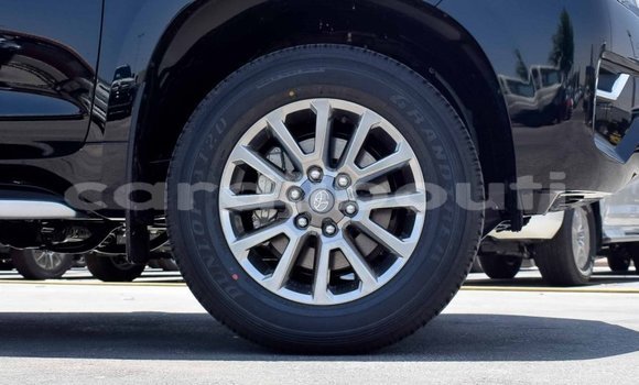 Acheter Neuf Voiture Toyota Prado Noir à Alaili Dadda, Obock Acheter Neuf Voiture Toyota Prado Noir à Alaili Dadda, Obock