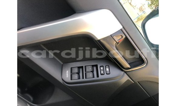 Acheter Import Voiture Toyota Prado Noir à Import - Dubai, Ali Sabieh Region Acheter Import Voiture Toyota Prado Noir à Import - Dubai, Ali Sabieh Region