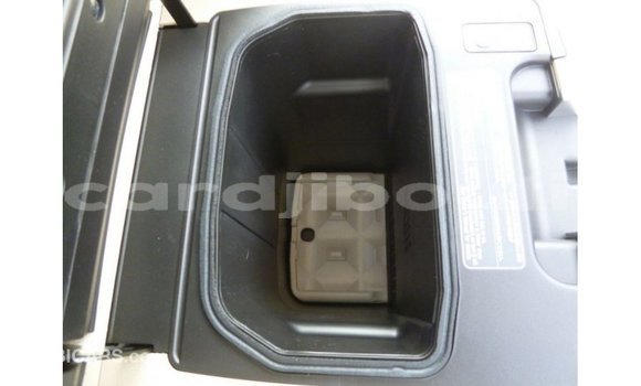 Acheter Import Voiture Toyota Land Cruiser Autre à Import - Dubai, Ali Sabieh Region Acheter Import Voiture Toyota Land Cruiser Autre à Import - Dubai, Ali Sabieh Region