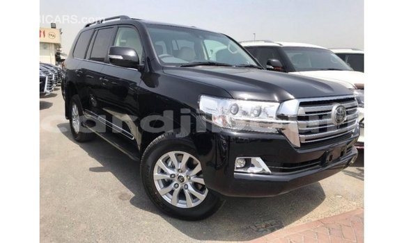 Acheter Import Voiture Toyota Land Cruiser Noir à Import - Dubai, Ali Sabieh Region Acheter Import Voiture Toyota Land Cruiser Noir à Import - Dubai, Ali Sabieh Region
