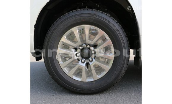 Buy Import Toyota Prado White Car in Import - Dubai in Ali Sabieh Region Buy Import Toyota Prado White Car in Import - Dubai in Ali Sabieh Region