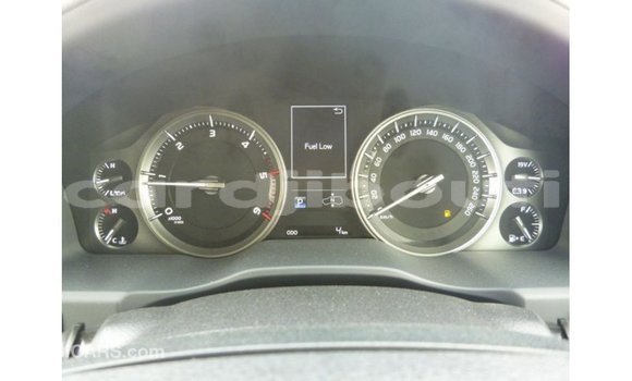 Acheter Import Voiture Toyota Land Cruiser Autre à Import - Dubai, Ali Sabieh Region Acheter Import Voiture Toyota Land Cruiser Autre à Import - Dubai, Ali Sabieh Region