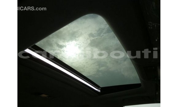 Acheter Import Voiture Toyota Land Cruiser Autre à Import - Dubai, Ali Sabieh Region Acheter Import Voiture Toyota Land Cruiser Autre à Import - Dubai, Ali Sabieh Region