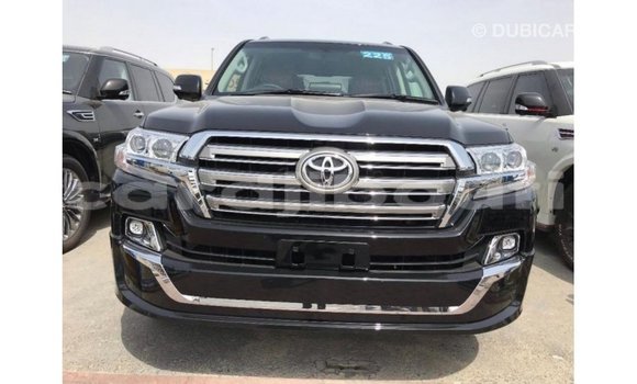 Acheter Import Voiture Toyota Land Cruiser Noir à Import - Dubai, Ali Sabieh Region Acheter Import Voiture Toyota Land Cruiser Noir à Import - Dubai, Ali Sabieh Region