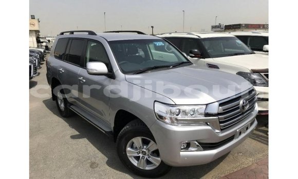 Acheter Import Voiture Toyota Land Cruiser Autre à Import - Dubai, Ali Sabieh Region Acheter Import Voiture Toyota Land Cruiser Autre à Import - Dubai, Ali Sabieh Region