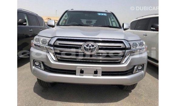 Acheter Import Voiture Toyota Land Cruiser Autre à Import - Dubai, Ali Sabieh Region Acheter Import Voiture Toyota Land Cruiser Autre à Import - Dubai, Ali Sabieh Region