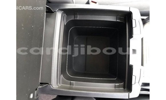 Acheter Import Voiture Toyota Land Cruiser Autre à Import - Dubai, Ali Sabieh Region Acheter Import Voiture Toyota Land Cruiser Autre à Import - Dubai, Ali Sabieh Region