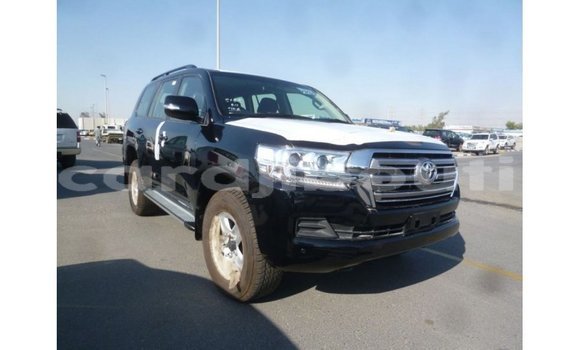 Acheter Import Voiture Toyota Land Cruiser Noir à Import - Dubai, Ali Sabieh Region Acheter Import Voiture Toyota Land Cruiser Noir à Import - Dubai, Ali Sabieh Region