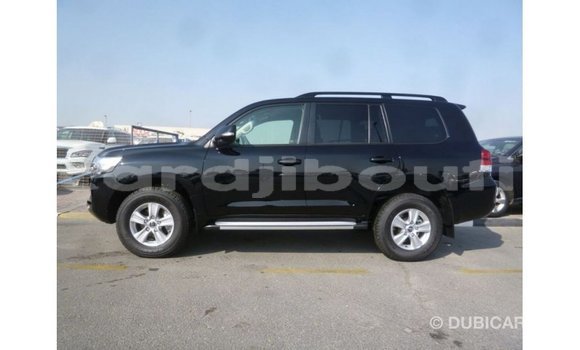 Acheter Import Voiture Toyota Land Cruiser Noir à Import - Dubai, Ali Sabieh Region Acheter Import Voiture Toyota Land Cruiser Noir à Import - Dubai, Ali Sabieh Region