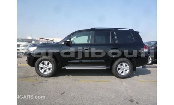 Acheter Import Voiture Toyota Land Cruiser Noir à Import - Dubai, Ali Sabieh Region Acheter Import Voiture Toyota Land Cruiser Noir à Import - Dubai, Ali Sabieh Region