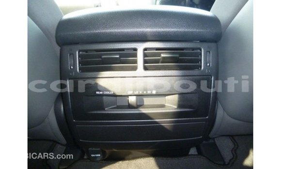 Acheter Import Voiture Toyota Land Cruiser Noir à Import - Dubai, Ali Sabieh Region Acheter Import Voiture Toyota Land Cruiser Noir à Import - Dubai, Ali Sabieh Region