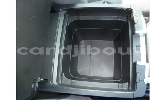 Acheter Import Voiture Toyota Land Cruiser Noir à Import - Dubai, Ali Sabieh Region Acheter Import Voiture Toyota Land Cruiser Noir à Import - Dubai, Ali Sabieh Region