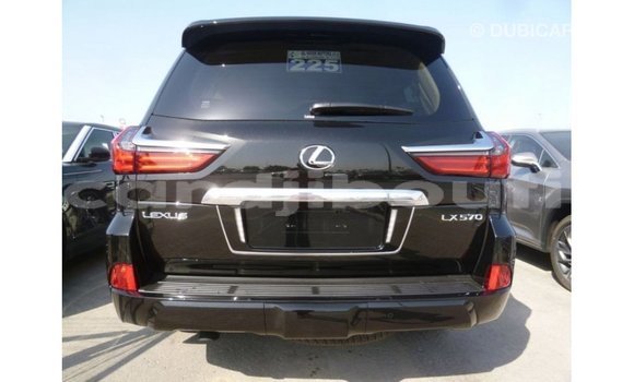 Acheter Import Voiture Lexus LX Noir à Import - Dubai, Ali Sabieh Region Acheter Import Voiture Lexus LX Noir à Import - Dubai, Ali Sabieh Region