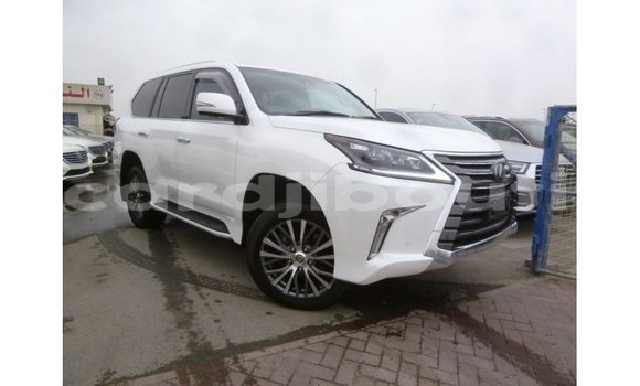 Acheter Import Voiture Lexus LX Blanc à Import - Dubai, Ali Sabieh Region Acheter Import Voiture Lexus LX Blanc à Import - Dubai, Ali Sabieh Region