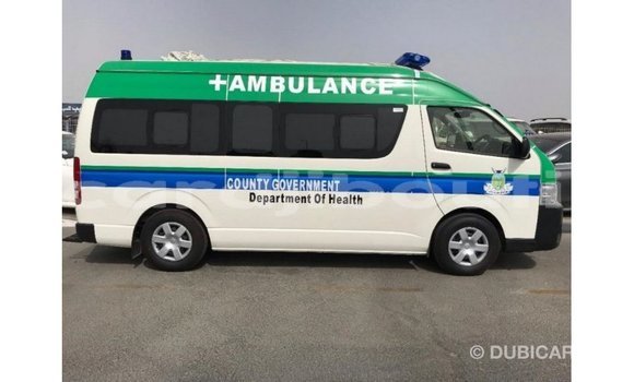 Acheter Import Voiture Toyota Hiace Blanc à Import - Dubai, Ali Sabieh Region Acheter Import Voiture Toyota Hiace Blanc à Import - Dubai, Ali Sabieh Region