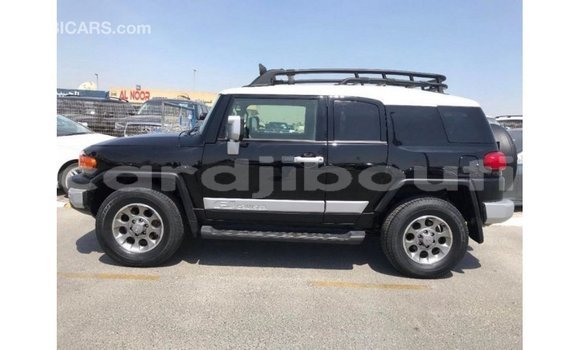 Acheter Import Voiture Toyota FJ Cruiser Noir à Import - Dubai, Ali Sabieh Region Acheter Import Voiture Toyota FJ Cruiser Noir à Import - Dubai, Ali Sabieh Region