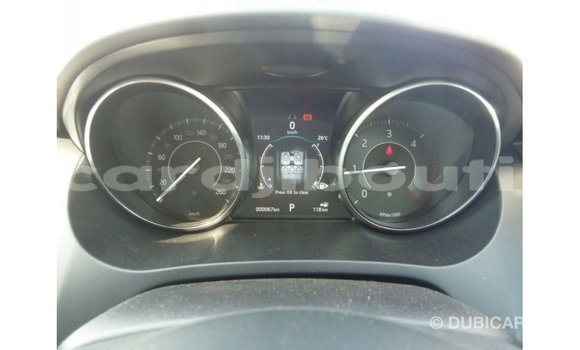 Acheter Import Voiture Jaguar E-Pace Blanc à Import - Dubai, Ali Sabieh Region Acheter Import Voiture Jaguar E-Pace Blanc à Import - Dubai, Ali Sabieh Region