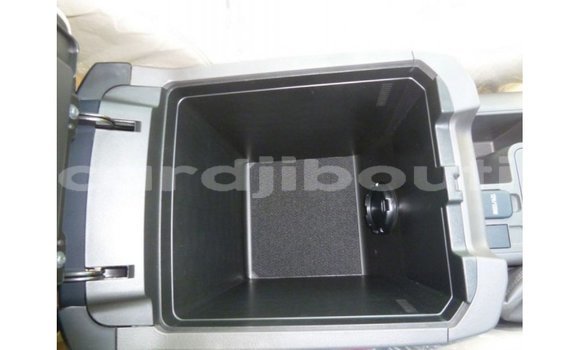 Acheter Import Voiture Toyota Prado Noir à Import - Dubai, Ali Sabieh Region Acheter Import Voiture Toyota Prado Noir à Import - Dubai, Ali Sabieh Region