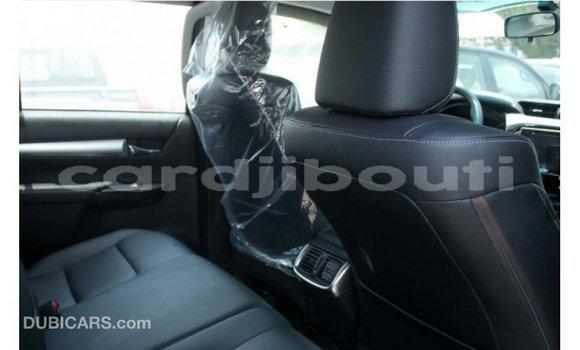 Acheter Import Voiture Toyota Hilux Autre à Import - Dubai, Ali Sabieh Region Acheter Import Voiture Toyota Hilux Autre à Import - Dubai, Ali Sabieh Region