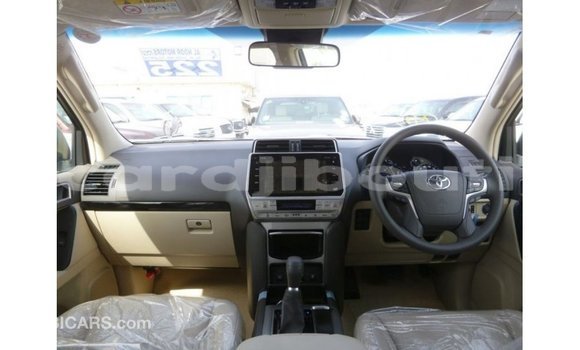 Acheter Import Voiture Toyota Prado Marron à Import - Dubai, Ali Sabieh Region Acheter Import Voiture Toyota Prado Marron à Import - Dubai, Ali Sabieh Region