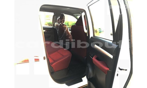 Buy Import Toyota Hilux White Car in Import - Dubai in Ali Sabieh Region Buy Import Toyota Hilux White Car in Import - Dubai in Ali Sabieh Region