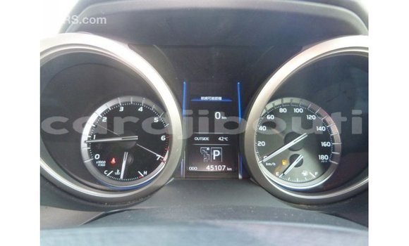 Acheter Import Voiture Toyota Prado Noir à Import - Dubai, Ali Sabieh Region Acheter Import Voiture Toyota Prado Noir à Import - Dubai, Ali Sabieh Region