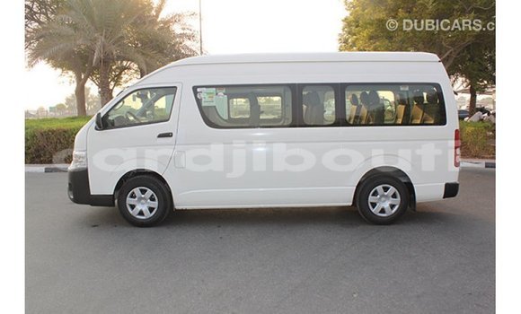 Buy Import Toyota Hiace White Car in Import - Dubai in Ali Sabieh Region Buy Import Toyota Hiace White Car in Import - Dubai in Ali Sabieh Region