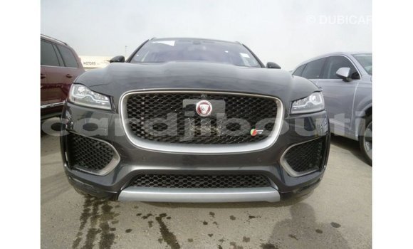 Acheter Import Voiture Jaguar F-Type Noir à Import - Dubai, Ali Sabieh Region Acheter Import Voiture Jaguar F-Type Noir à Import - Dubai, Ali Sabieh Region