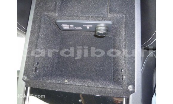 Acheter Import Voiture Jaguar F-Type Noir à Import - Dubai, Ali Sabieh Region Acheter Import Voiture Jaguar F-Type Noir à Import - Dubai, Ali Sabieh Region