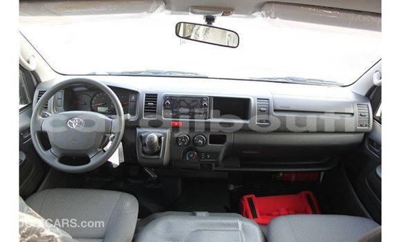 Buy Import Toyota Hiace White Car in Import - Dubai in Ali Sabieh Region Buy Import Toyota Hiace White Car in Import - Dubai in Ali Sabieh Region
