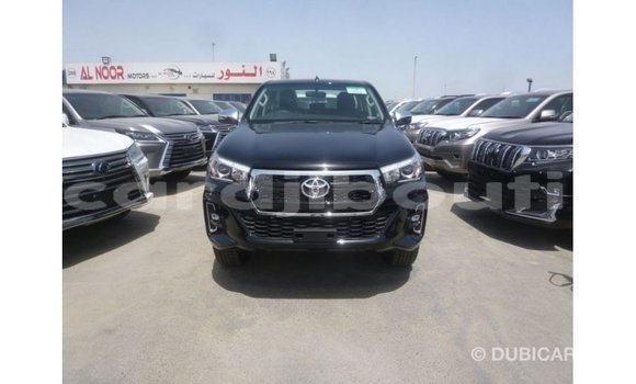 Acheter Import Voiture Toyota Hilux Noir à Import - Dubai, Ali Sabieh Region Acheter Import Voiture Toyota Hilux Noir à Import - Dubai, Ali Sabieh Region