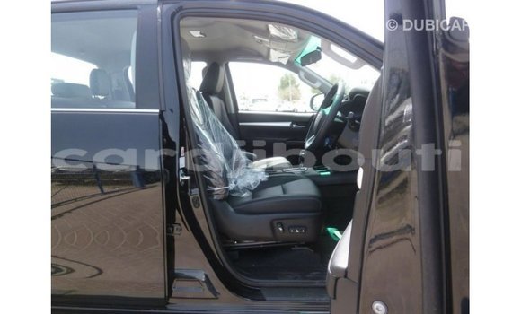Acheter Import Voiture Toyota Hilux Noir à Import - Dubai, Ali Sabieh Region Acheter Import Voiture Toyota Hilux Noir à Import - Dubai, Ali Sabieh Region