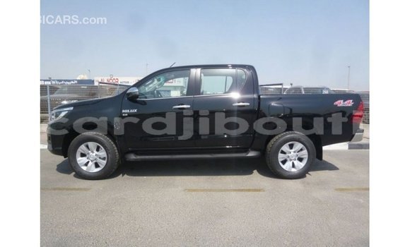 Acheter Import Voiture Toyota Hilux Noir à Import - Dubai, Ali Sabieh Region Acheter Import Voiture Toyota Hilux Noir à Import - Dubai, Ali Sabieh Region