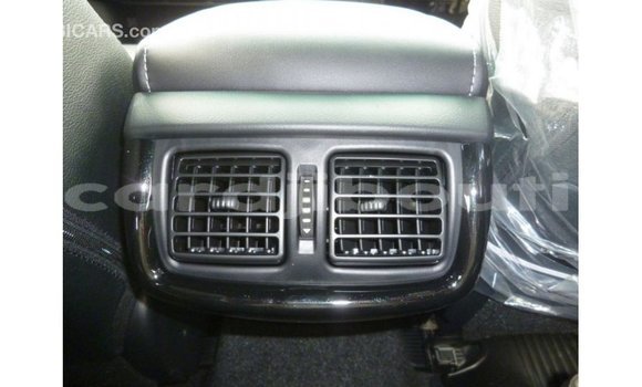 Acheter Import Voiture Toyota Hilux Blanc à Import - Dubai, Ali Sabieh Region Acheter Import Voiture Toyota Hilux Blanc à Import - Dubai, Ali Sabieh Region