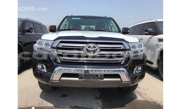 Acheter Import Voiture Toyota Land Cruiser Noir à Import - Dubai, Ali Sabieh Region Acheter Import Voiture Toyota Land Cruiser Noir à Import - Dubai, Ali Sabieh Region