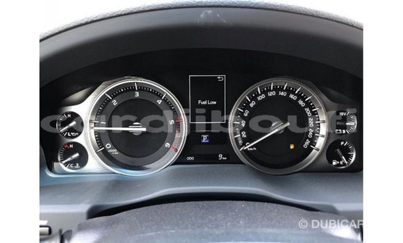 Acheter Import Voiture Toyota Land Cruiser Noir à Import - Dubai, Ali Sabieh Region Acheter Import Voiture Toyota Land Cruiser Noir à Import - Dubai, Ali Sabieh Region