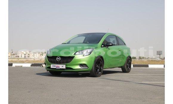 Acheter Import Voiture Opel Corsa Vert à Import - Dubai, Ali Sabieh Region