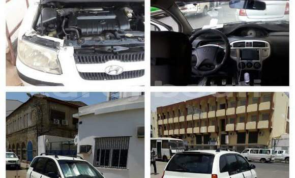 Acheter Occasion Voiture Hyundai Matrix Blanc à Djibouti, Djibouti Region