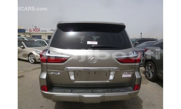 Acheter Import Voiture Lexus LX Autre à Import - Dubai, Ali Sabieh Region Acheter Import Voiture Lexus LX Autre à Import - Dubai, Ali Sabieh Region