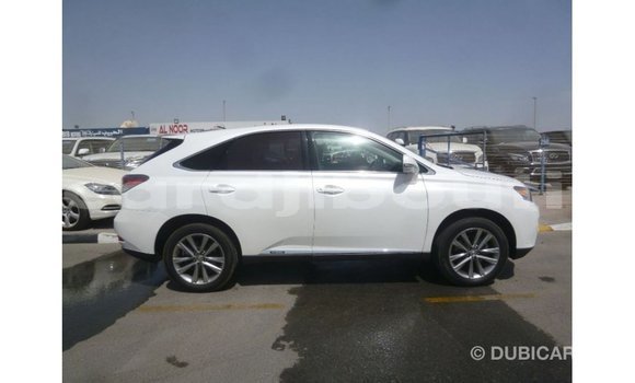 Acheter Import Voiture Lexus RX Blanc à Import - Dubai, Ali Sabieh Region Acheter Import Voiture Lexus RX Blanc à Import - Dubai, Ali Sabieh Region