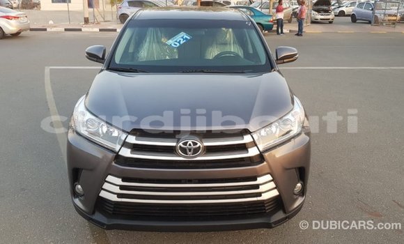 Buy Import Toyota Highlander Other Car in Import - Dubai in Ali Sabieh Region Buy Import Toyota Highlander Other Car in Import - Dubai in Ali Sabieh Region