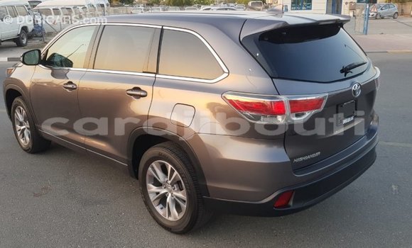 Buy Import Toyota Highlander Other Car in Import - Dubai in Ali Sabieh Region Buy Import Toyota Highlander Other Car in Import - Dubai in Ali Sabieh Region