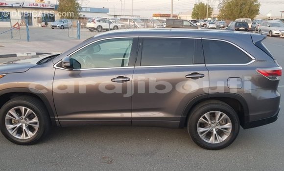 Buy Import Toyota Highlander Other Car in Import - Dubai in Ali Sabieh Region Buy Import Toyota Highlander Other Car in Import - Dubai in Ali Sabieh Region