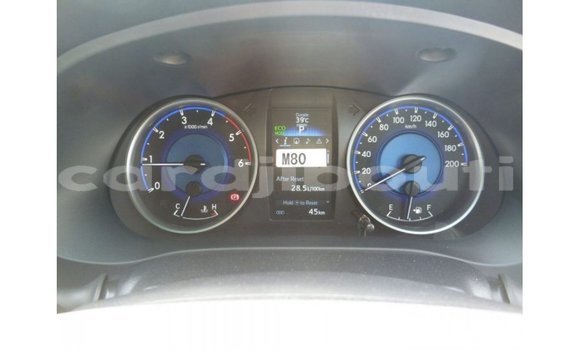 Acheter Import Voiture Toyota Hilux Noir à Import - Dubai, Ali Sabieh Region Acheter Import Voiture Toyota Hilux Noir à Import - Dubai, Ali Sabieh Region