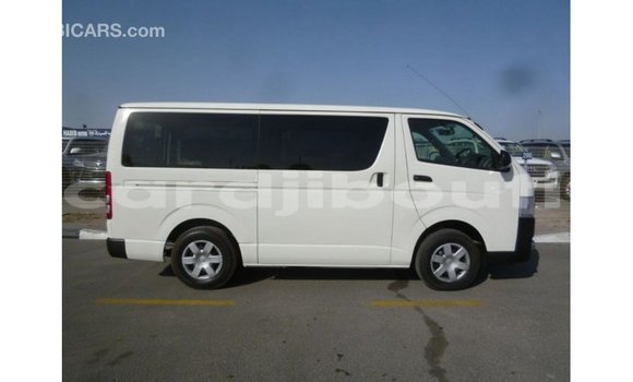 Acheter Import Voiture Toyota Hiace Blanc à Import - Dubai, Ali Sabieh Region Acheter Import Voiture Toyota Hiace Blanc à Import - Dubai, Ali Sabieh Region
