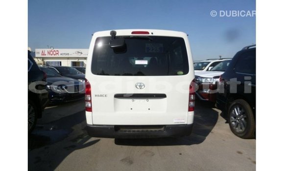 Acheter Import Voiture Toyota Hiace Blanc à Import - Dubai, Ali Sabieh Region Acheter Import Voiture Toyota Hiace Blanc à Import - Dubai, Ali Sabieh Region