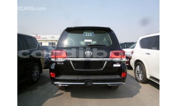 Acheter Import Voiture Toyota Land Cruiser Noir à Import - Dubai, Ali Sabieh Region Acheter Import Voiture Toyota Land Cruiser Noir à Import - Dubai, Ali Sabieh Region